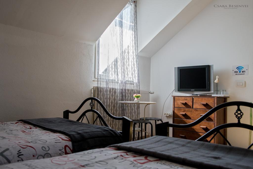 Speedhouse Apartman Gyulafehérvár Kültér fotó